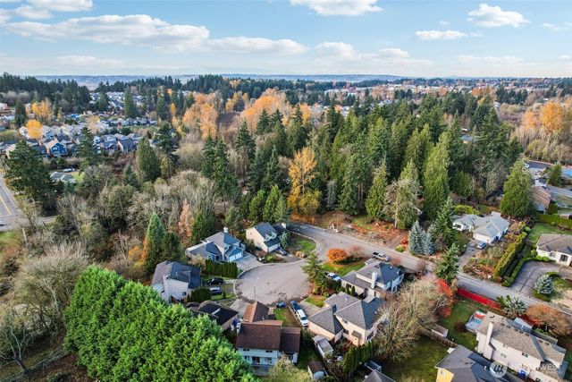 27114 109th Court SE, Kent, WA 98030