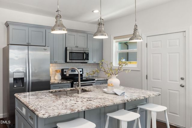 1110 Spruce Street, Durham, NC 27701