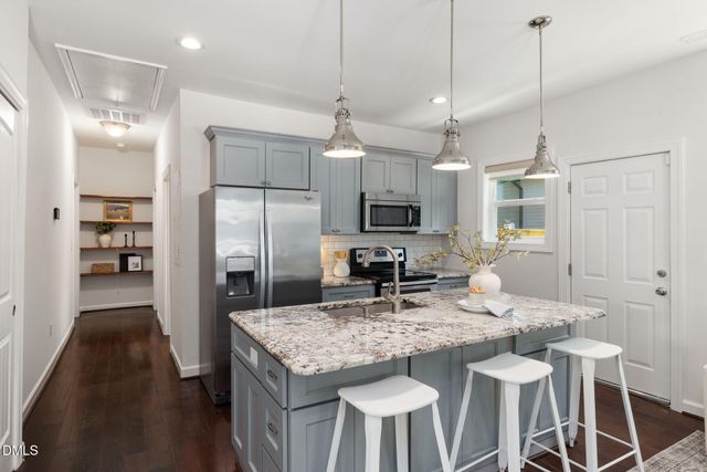 1110 Spruce Street, Durham, NC 27701
