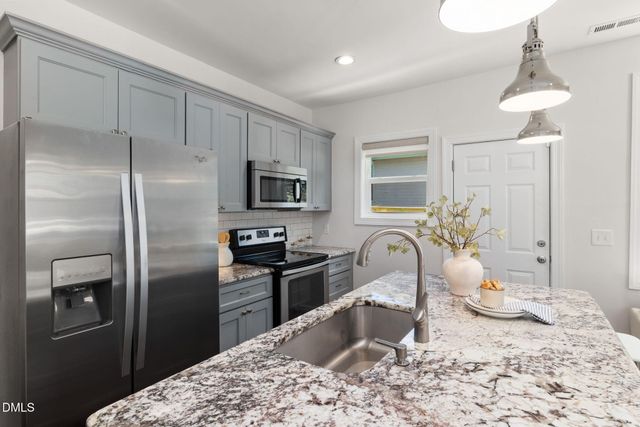 1110 Spruce Street, Durham, NC 27701