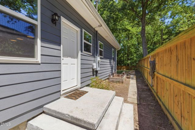 1110 Spruce Street, Durham, NC 27701