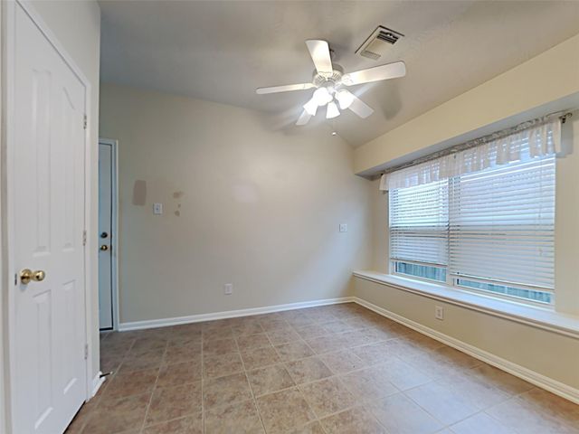155 S Queenscliff Circle, Spring, TX 77382