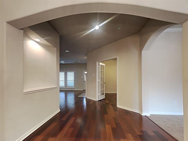 155 S Queenscliff Circle, Spring, TX 77382