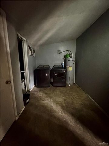 210 W Monte Cristo Heights Road R, Edinburg, TX 78541