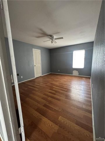 210 W Monte Cristo Heights Road R, Edinburg, TX 78541