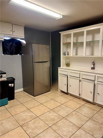 210 W Monte Cristo Heights Road R, Edinburg, TX 78541