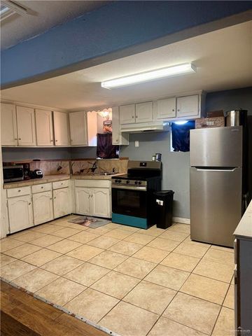 210 W Monte Cristo Heights Road R, Edinburg, TX 78541