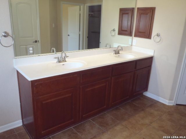 2747 TRINITY VW, San Antonio, TX 78261