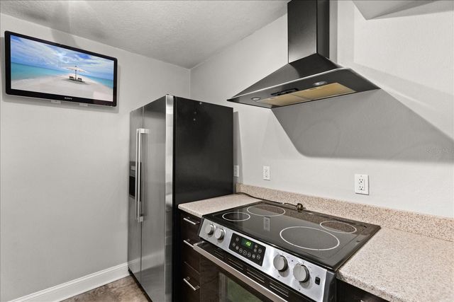 2500 LEE ROAD 122, Winter Park, FL 32789