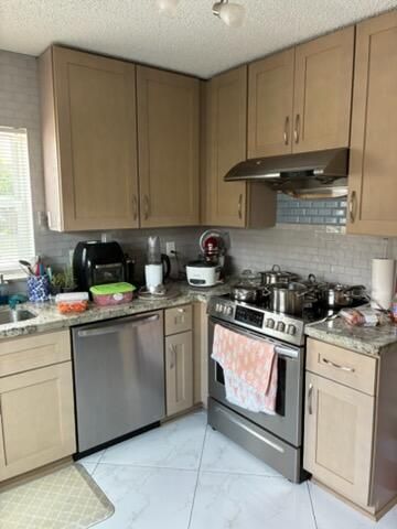 3305 APACHE Lane, Margate, FL 33063