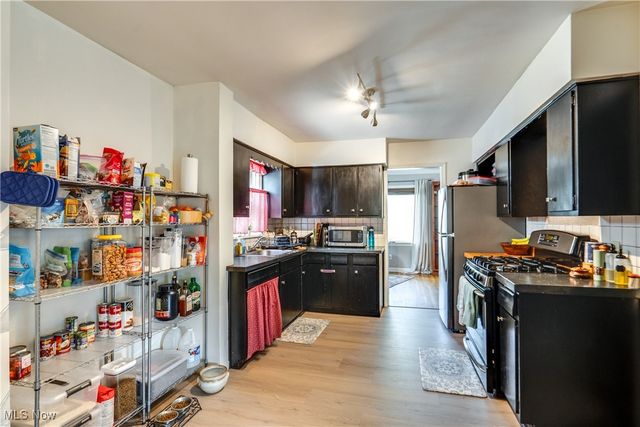 1266 Dayton Street, Akron, OH 44310