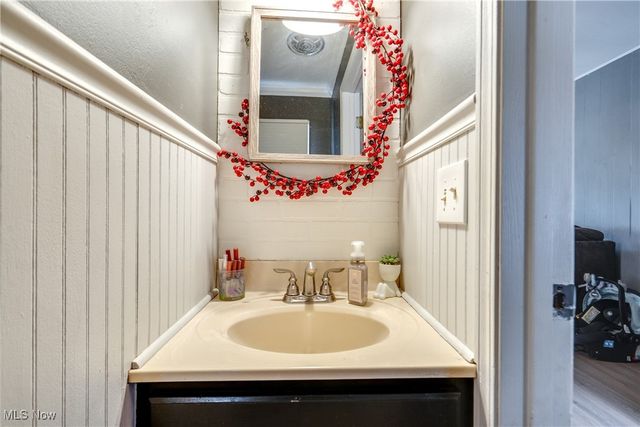 1266 Dayton Street, Akron, OH 44310