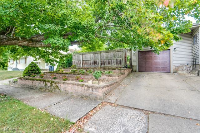 1266 Dayton Street, Akron, OH 44310