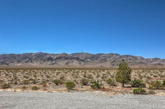 4870 Jake Court, Pahrump, NV 89060