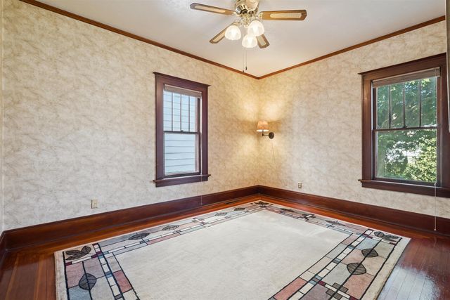 116 Liberty Street, Manchester, IA 52057