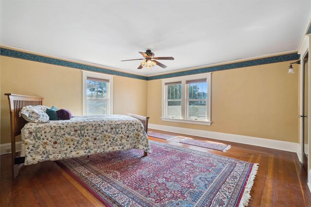 116 Liberty Street, Manchester, IA 52057