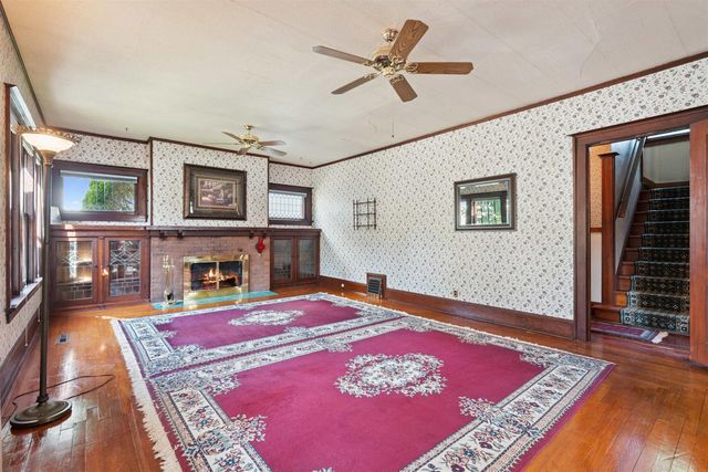 116 Liberty Street, Manchester, IA 52057