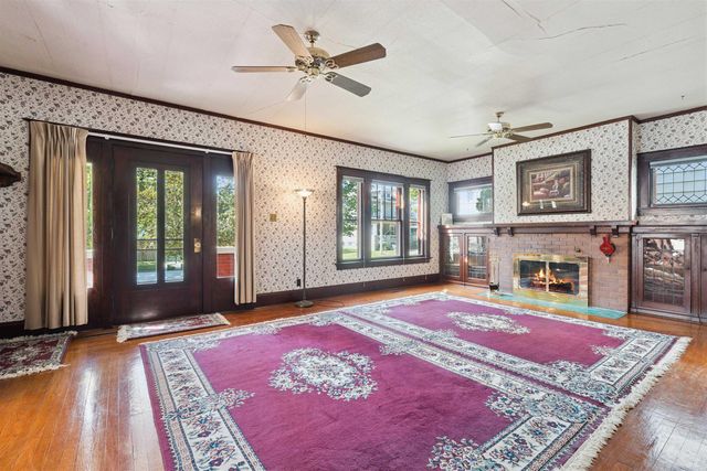 116 Liberty Street, Manchester, IA 52057