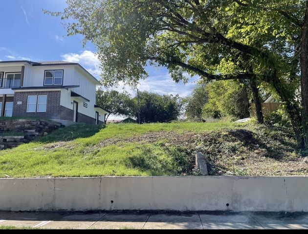 1254 E Magnolia Avenue, Fort Worth, TX 76104