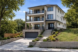 1254 E Magnolia Avenue, Fort Worth, TX 76104