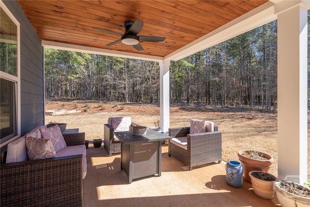 108 Leslie Court, Eatonton, GA 31024