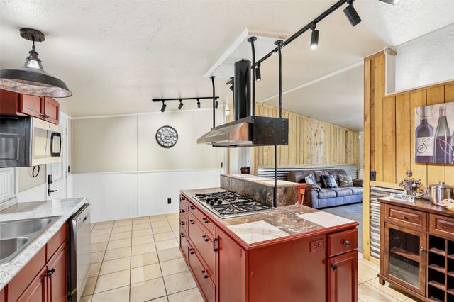 937 Nacogdoches River Drive, Granbury, TX 76048