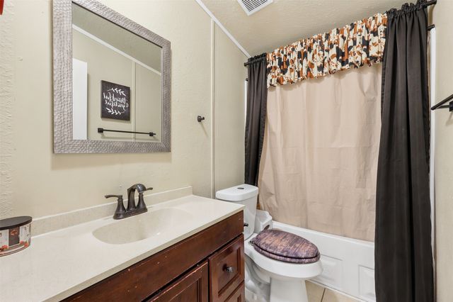 937 Nacogdoches River Drive, Granbury, TX 76048