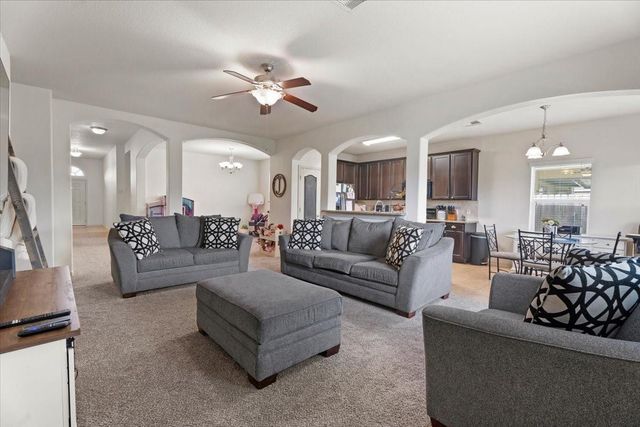 285 Country Crossing Circle, Magnolia, TX 77354