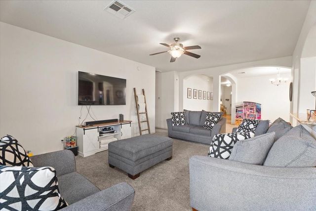 285 Country Crossing Circle, Magnolia, TX 77354