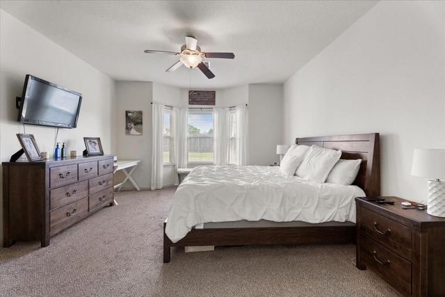 285 Country Crossing Circle, Magnolia, TX 77354