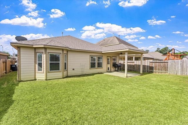 285 Country Crossing Circle, Magnolia, TX 77354