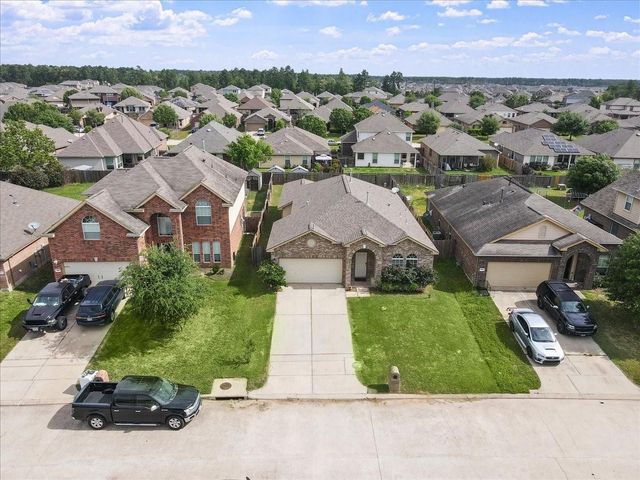 285 Country Crossing Circle, Magnolia, TX 77354