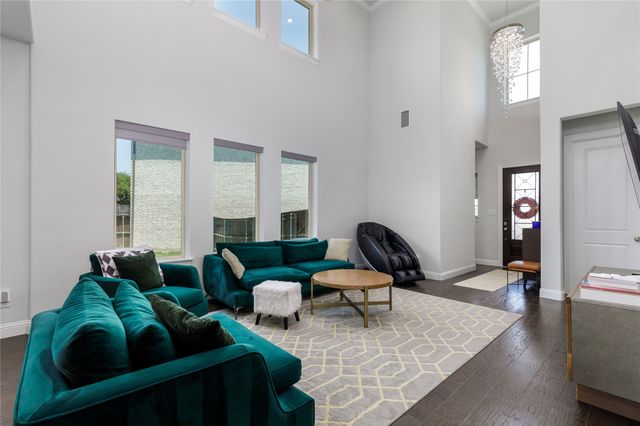 8605 Portola Drive, Frisco, TX 75035