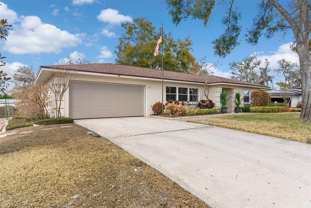 2303 GREEN LAWN STREET, Brandon, FL 33511