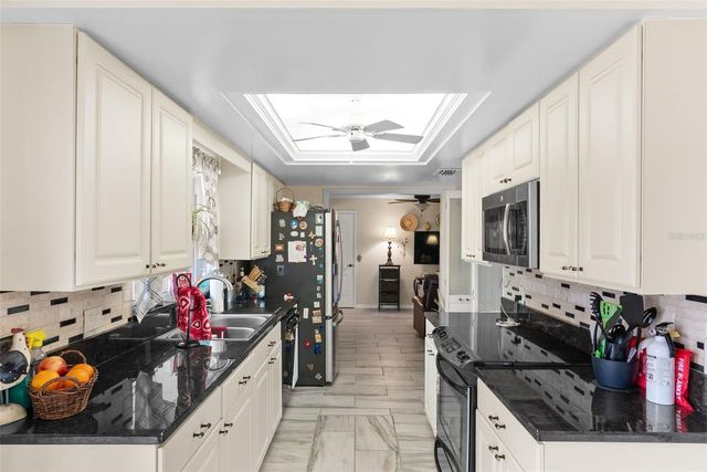 2303 GREEN LAWN STREET, Brandon, FL 33511