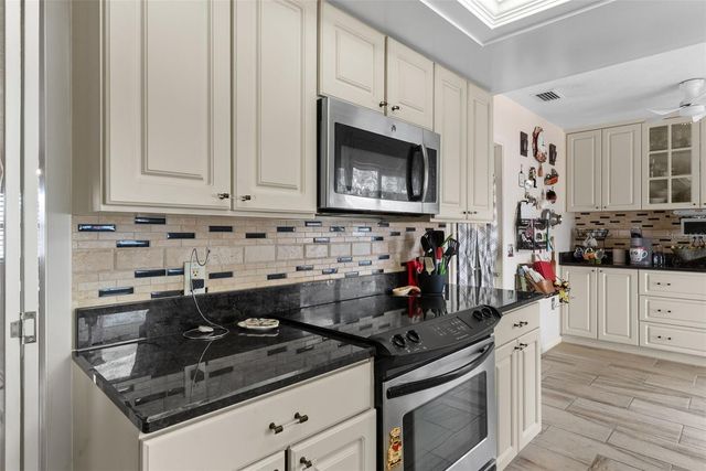 2303 GREEN LAWN STREET, Brandon, FL 33511