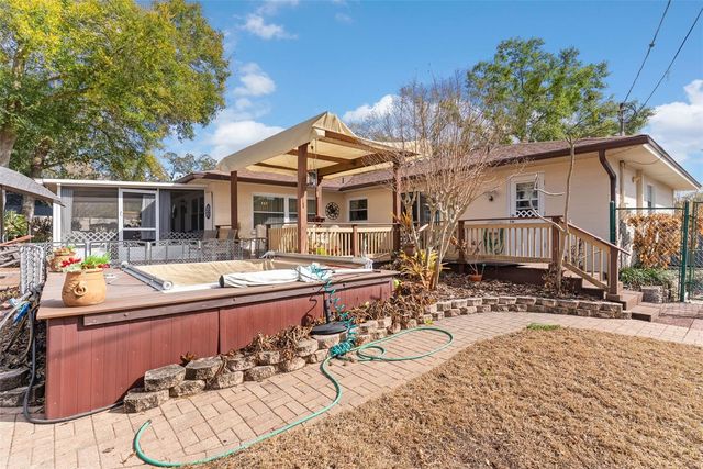 2303 GREEN LAWN STREET, Brandon, FL 33511