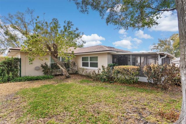 2303 GREEN LAWN STREET, Brandon, FL 33511