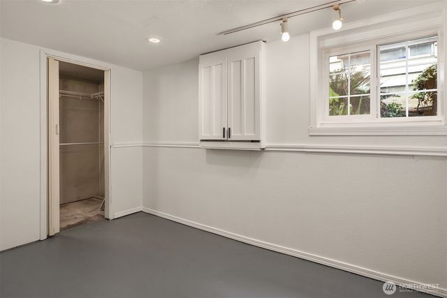 4625 48th Avenue S, Seattle, WA 98118