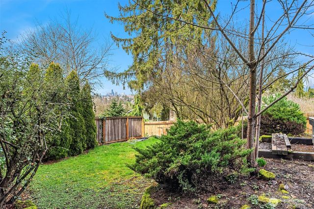 4625 48th Avenue S, Seattle, WA 98118