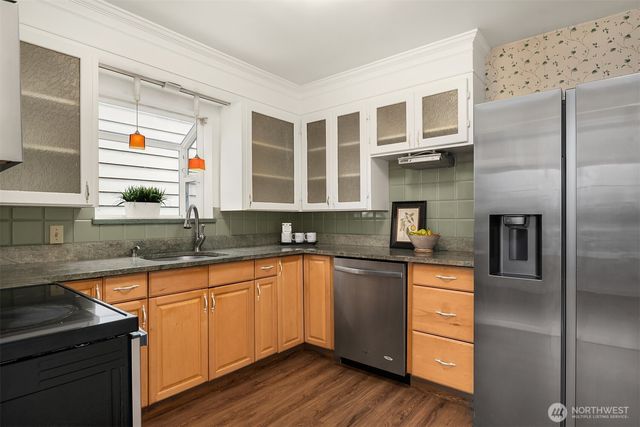 4625 48th Avenue S, Seattle, WA 98118