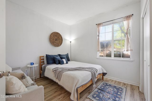 4230 Wilshire Boulevard Apt 104, Wilmington, NC 28403