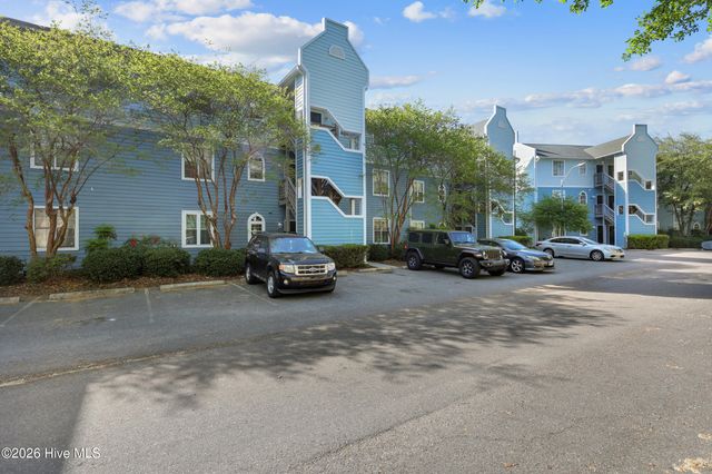 4230 Wilshire Boulevard Apt 104, Wilmington, NC 28403