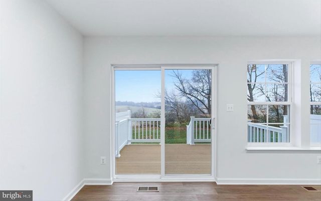 143 HOMESTEAD DR, Hanover, PA 17331