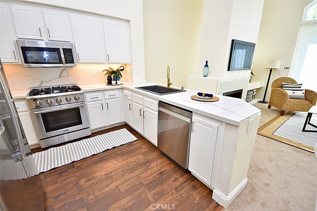 1103 Solvay Aisle, Irvine, CA 92606 — photo 4