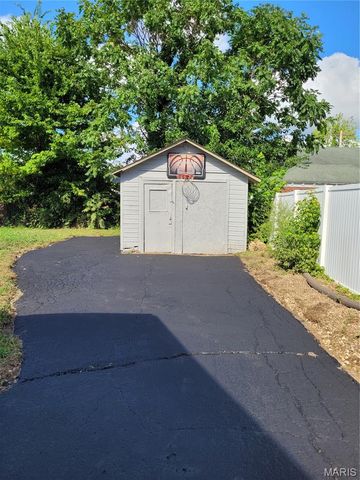 202 Wisconsin Avenue, Alton, IL 62002