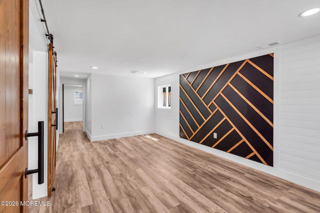 24 Woodlark Road, Toms River, NJ 08755