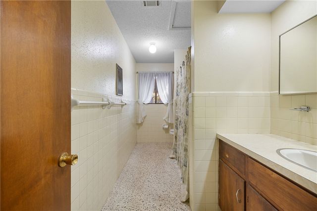 16121 Fm 2620 Road, Bedias, TX 77831