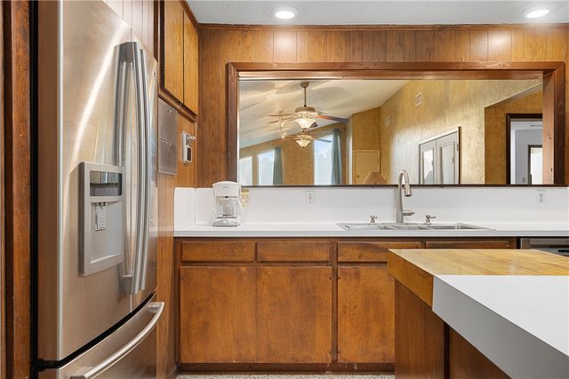 16121 Fm 2620 Road, Bedias, TX 77831