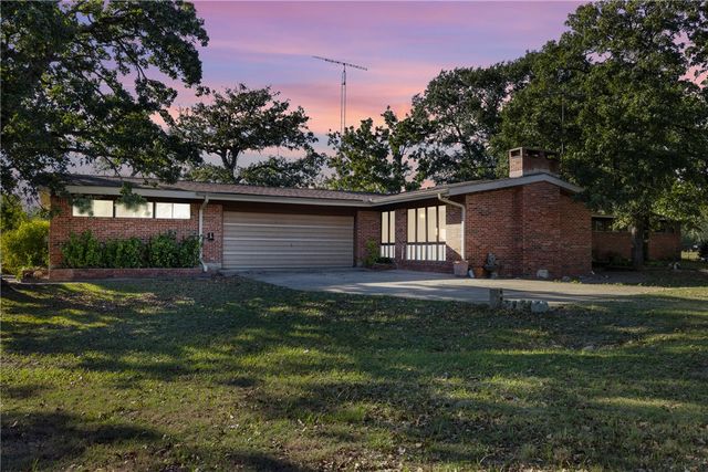 16121 Fm 2620 Road, Bedias, TX 77831